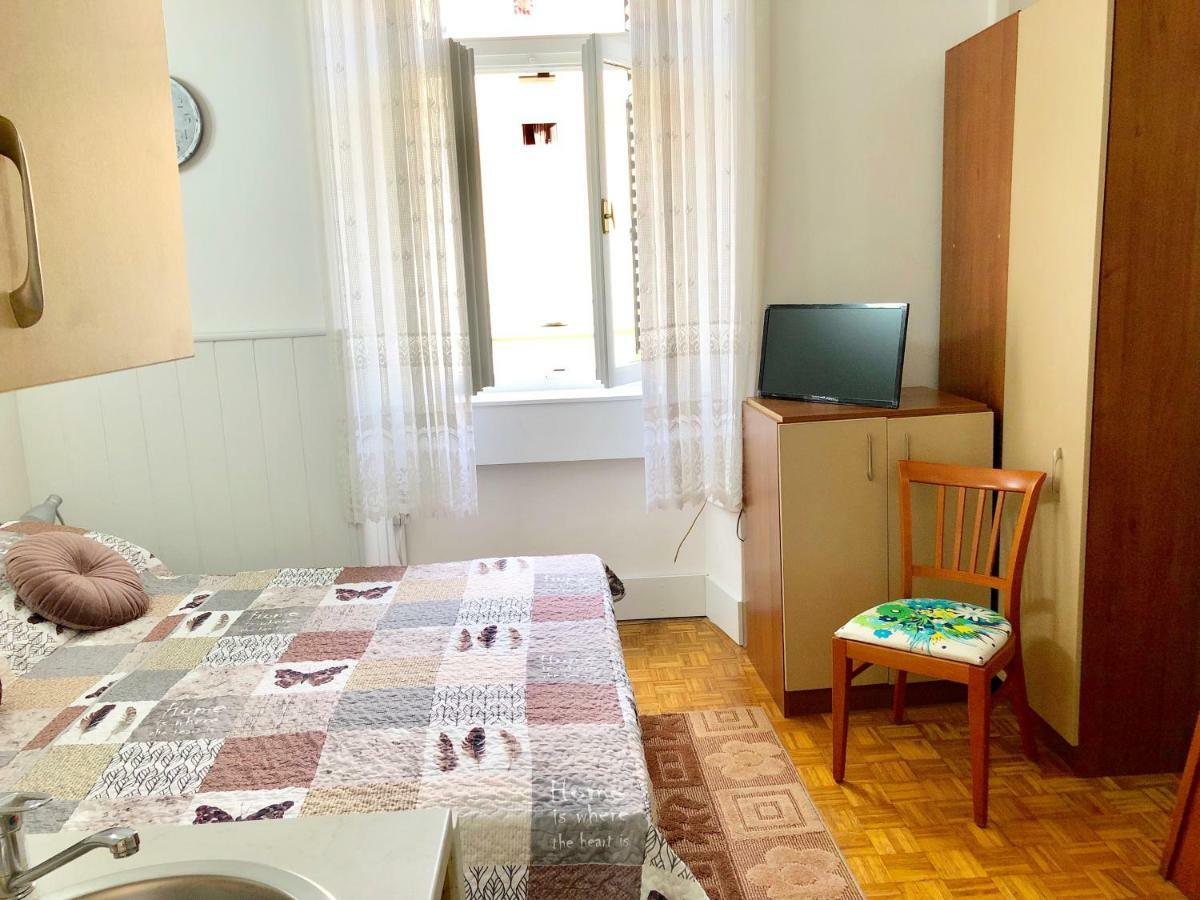 Studio & Free Parking, Aircool, Fresh Bedding Apartment Lovran Luaran gambar
